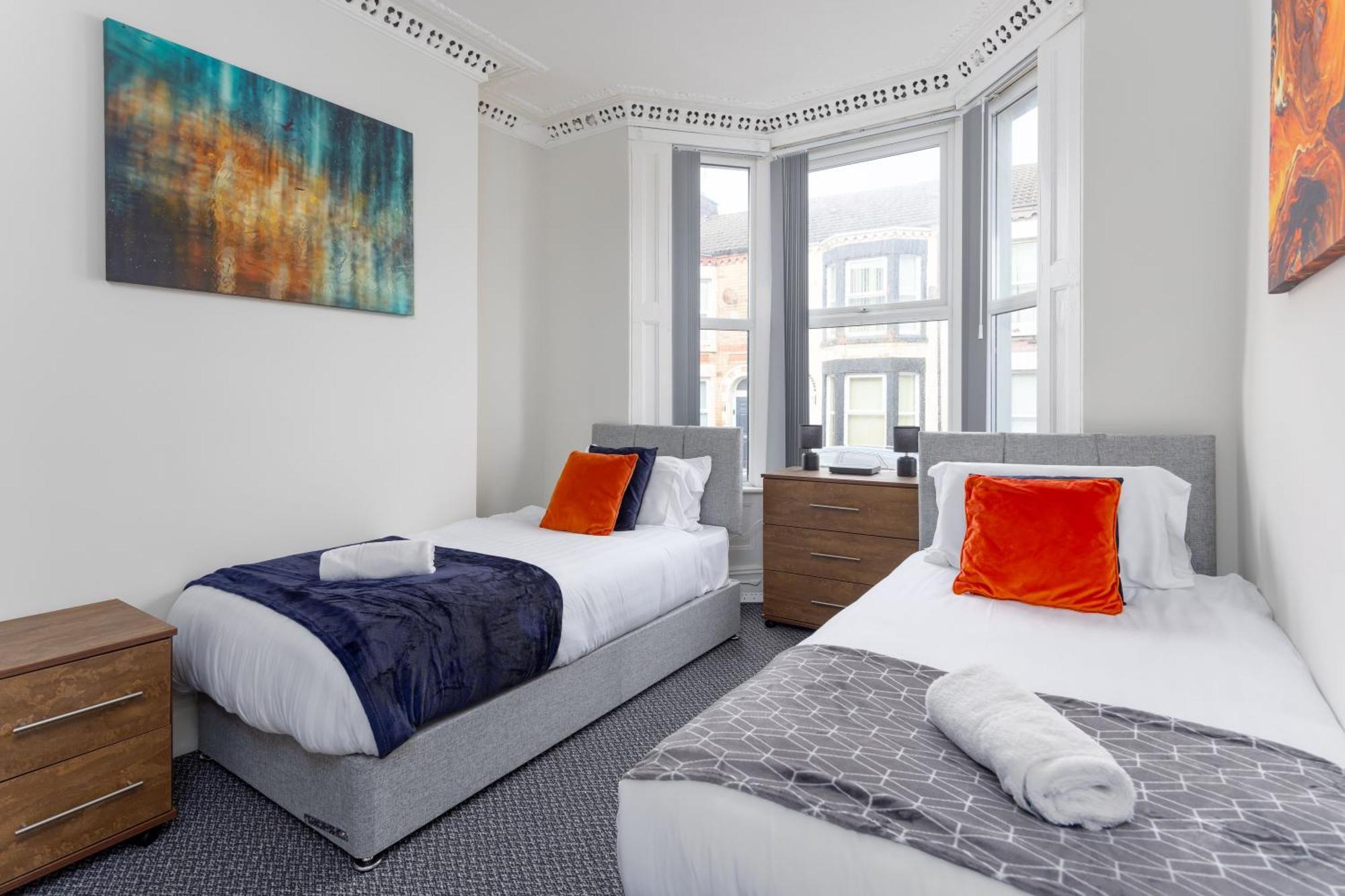 Newcombe House - Air Host & - Free Parking * Liverpool