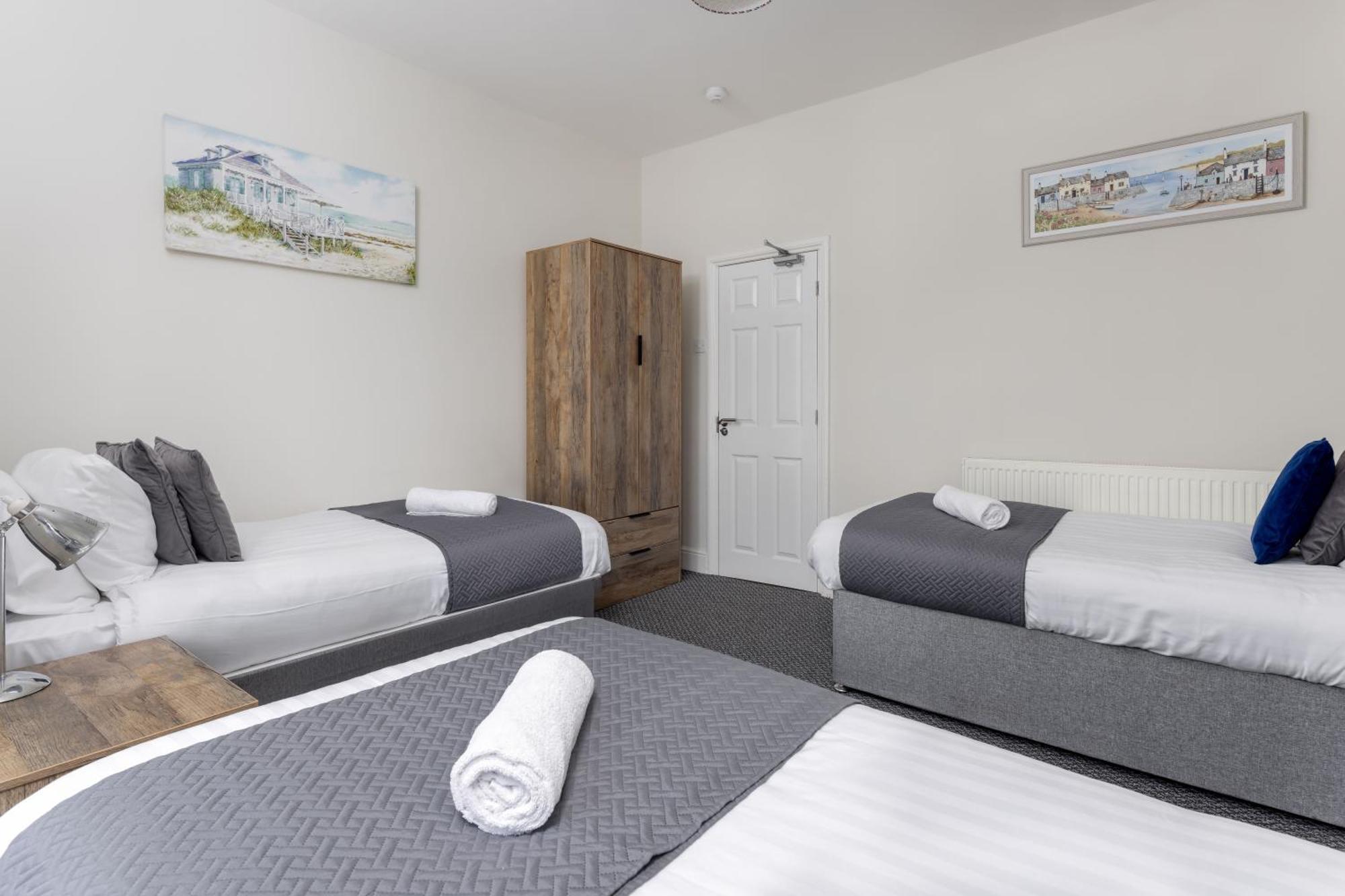Holiday home Newcombe House - Air Host & - Free Parking